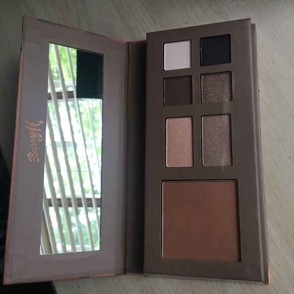 Barry M Bronzer, Highlighter & Eyeshadow Neutral Palette - Picture 2 of 3